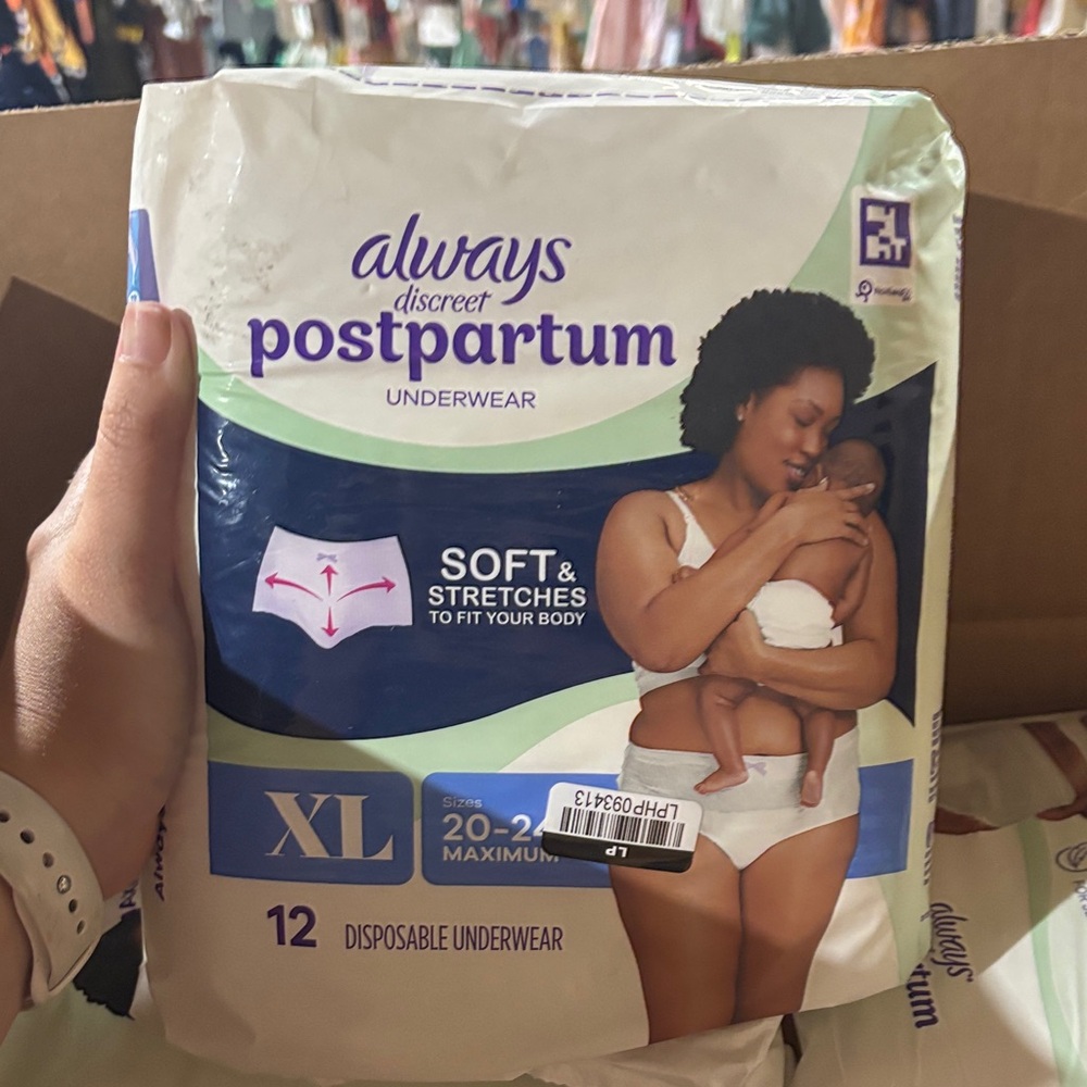 Always Discreet Postpartum Underwear XL - White and Purple